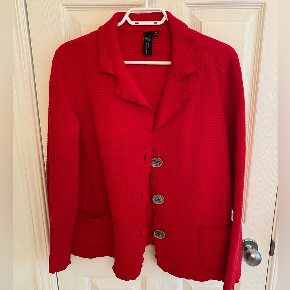 Focus button front waffle knit jacket in red size medium